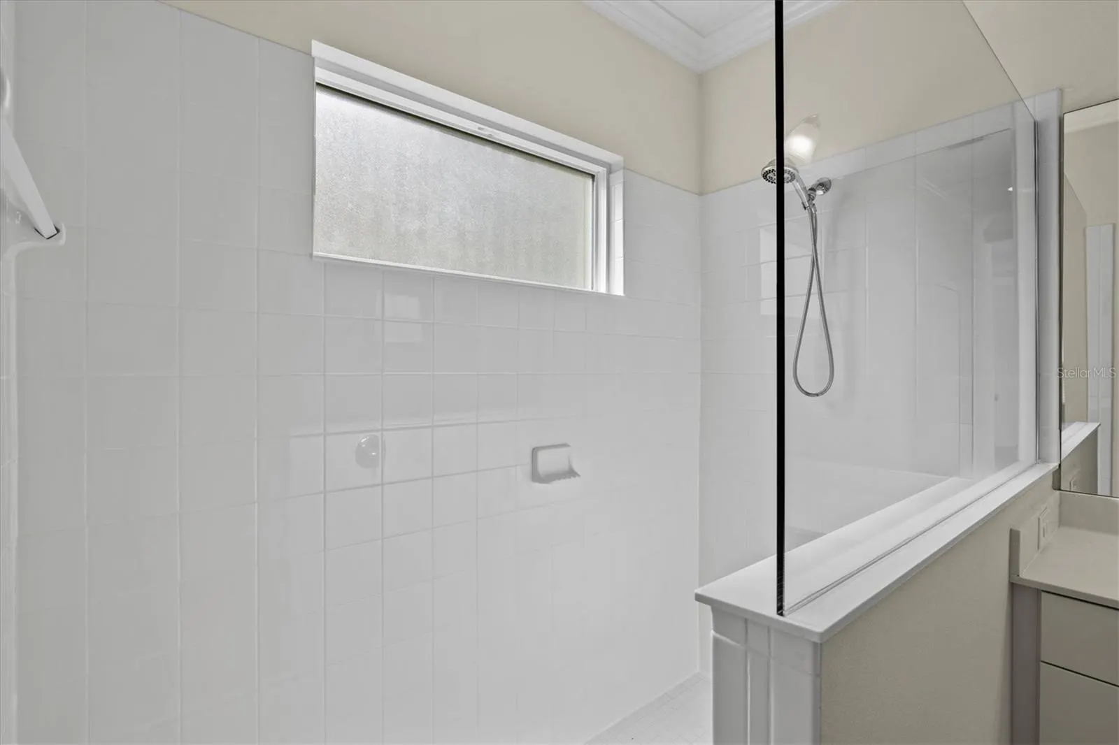 128 AVENS DR