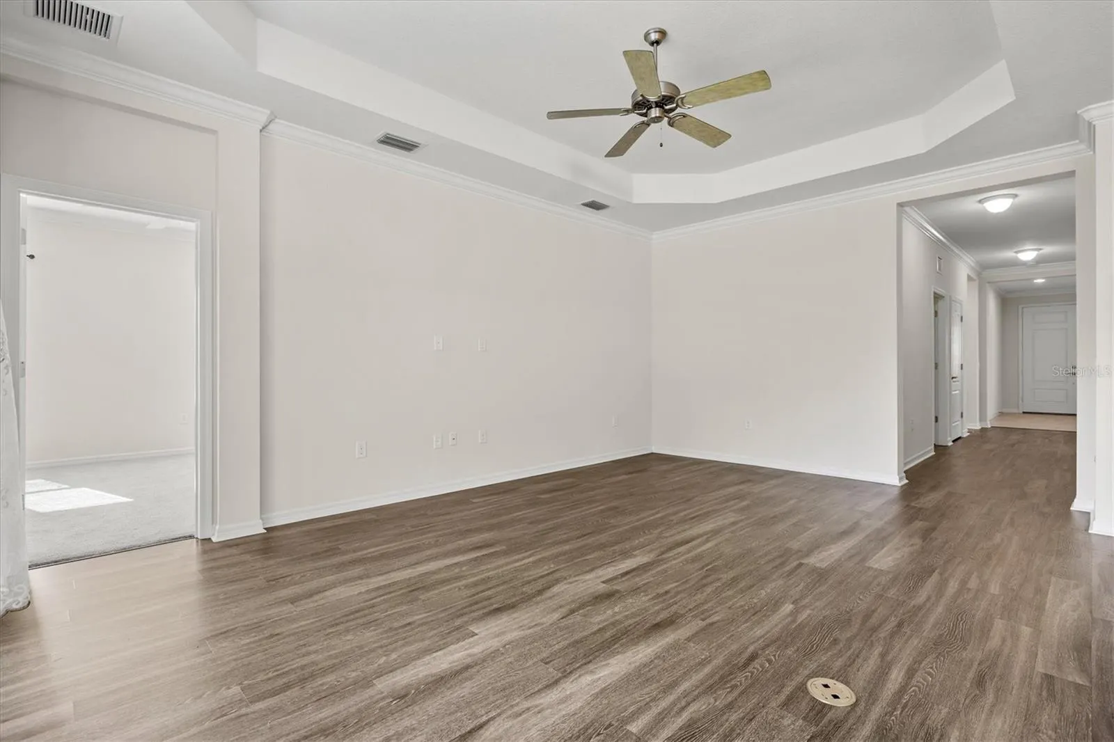 128 AVENS DR