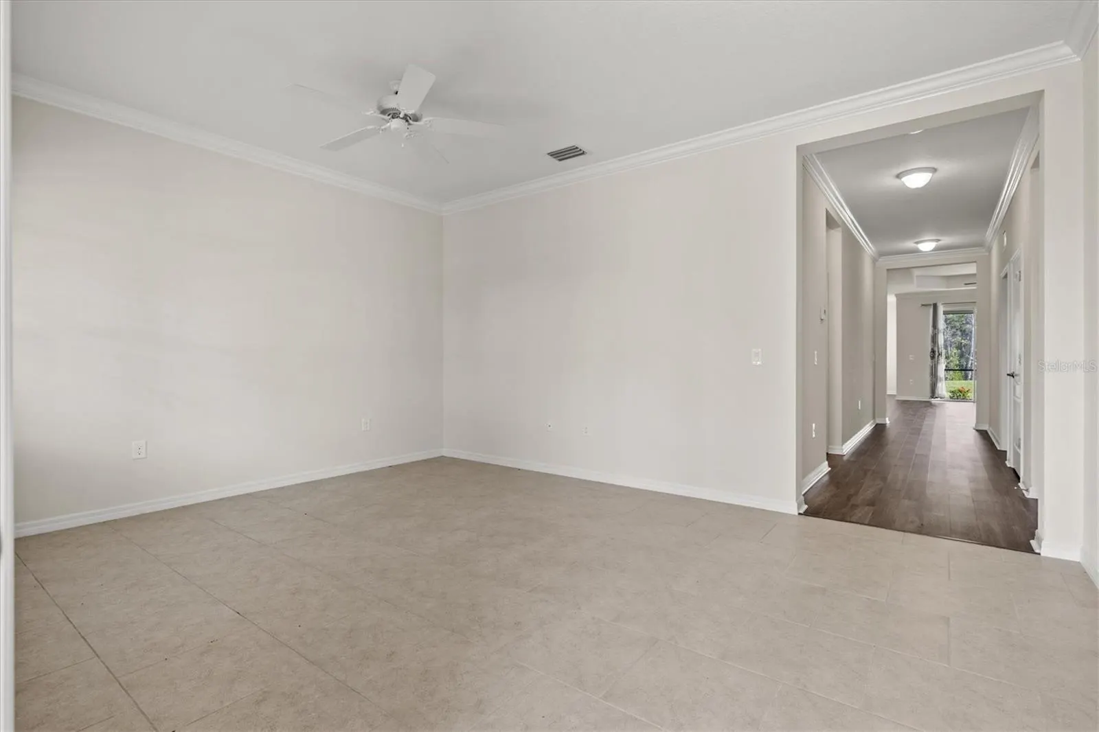 128 AVENS DR