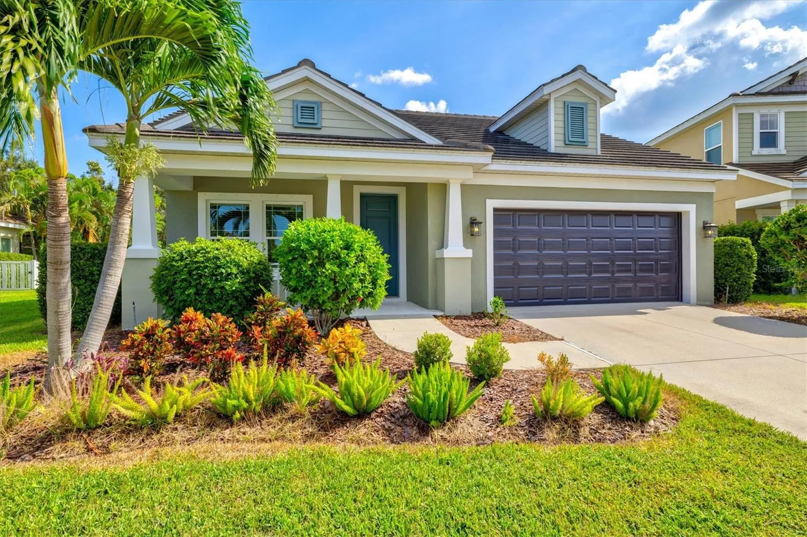128 AVENS DR