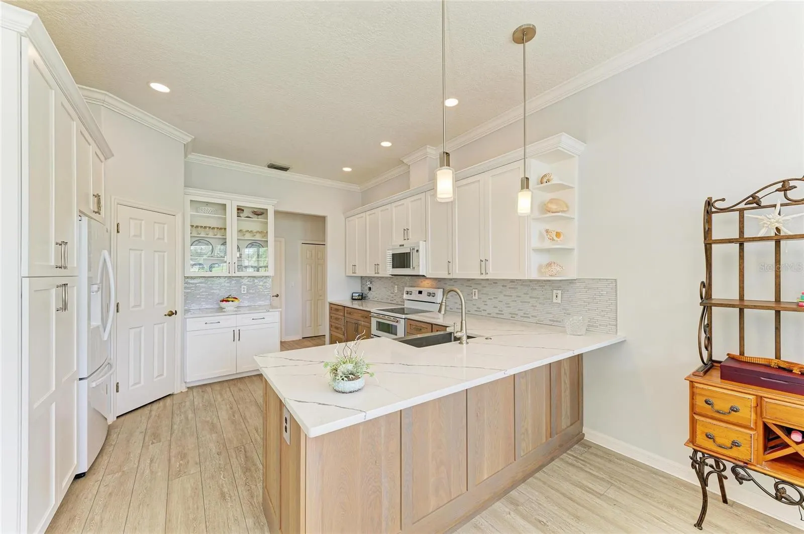 11233 28TH STREET CIR E