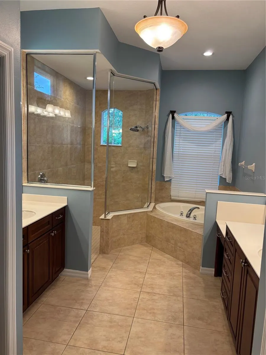 7632 DRAYTON CIR