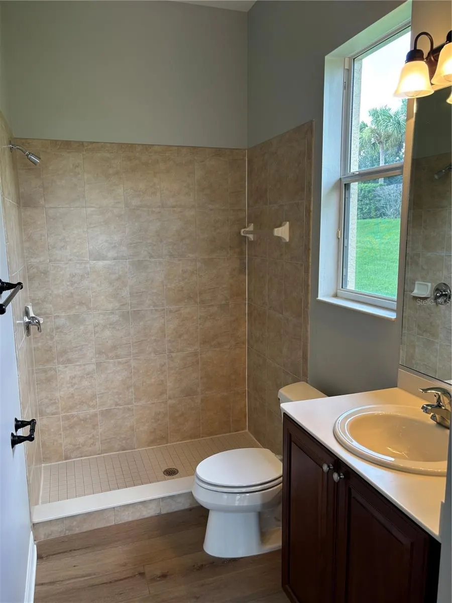 7632 DRAYTON CIR