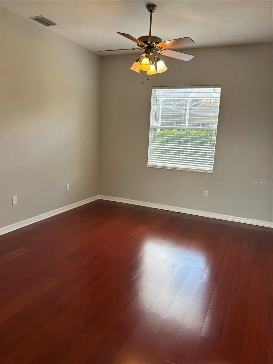 7632 DRAYTON CIR