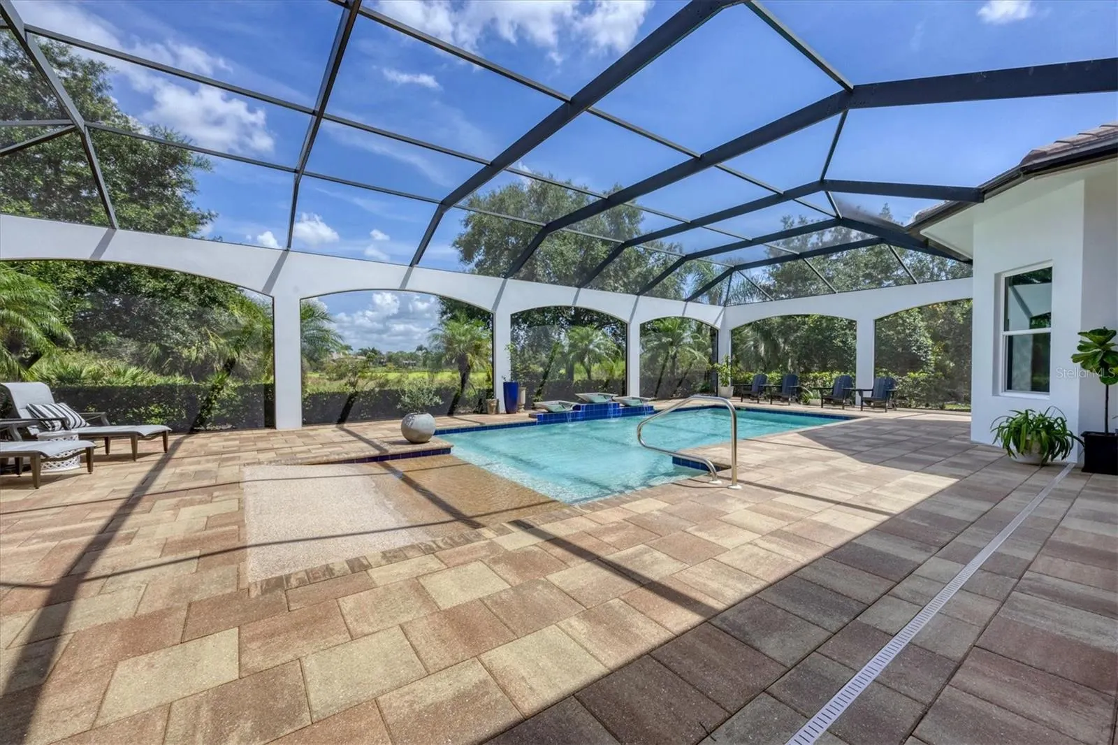 8009 BOUNTY LN