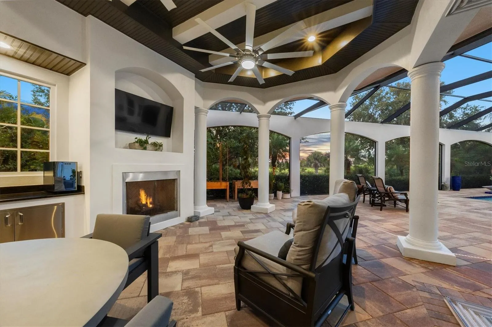 8009 BOUNTY LN