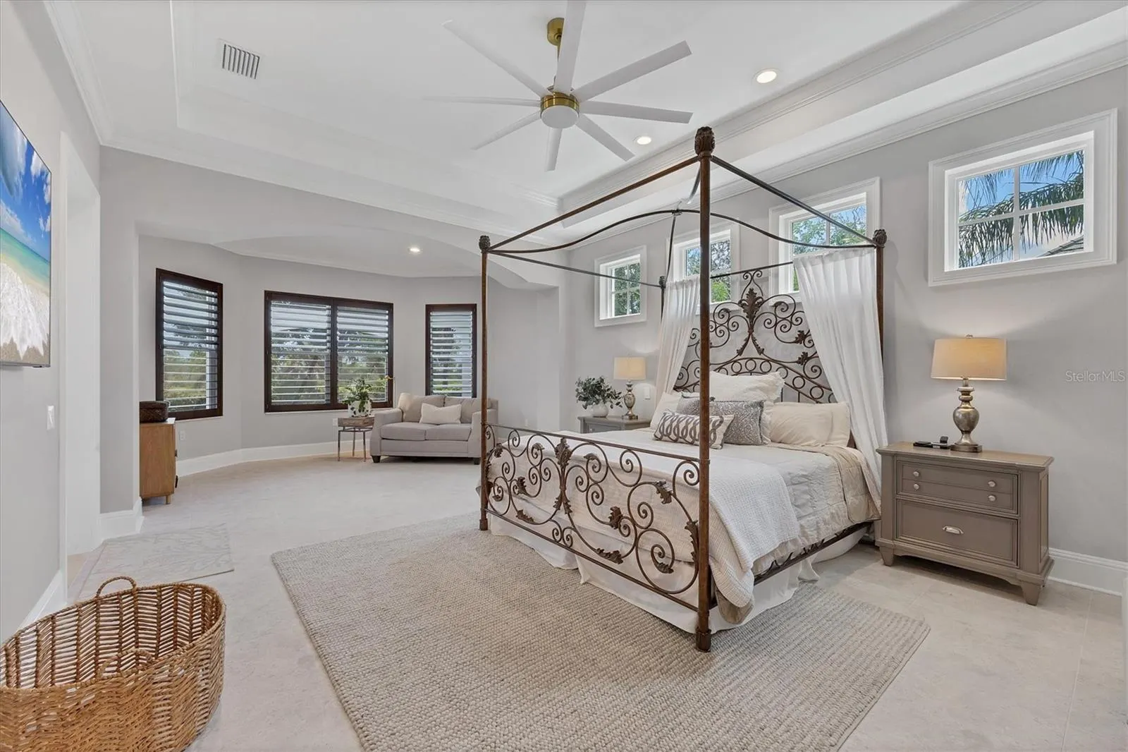 8009 BOUNTY LN