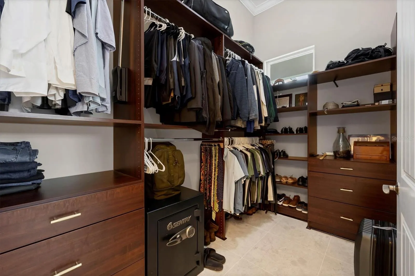 8009 BOUNTY LN