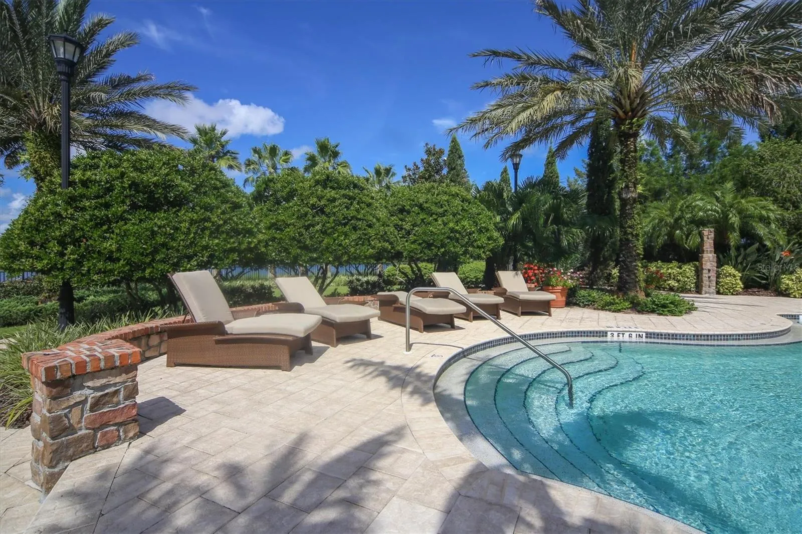 8009 BOUNTY LN
