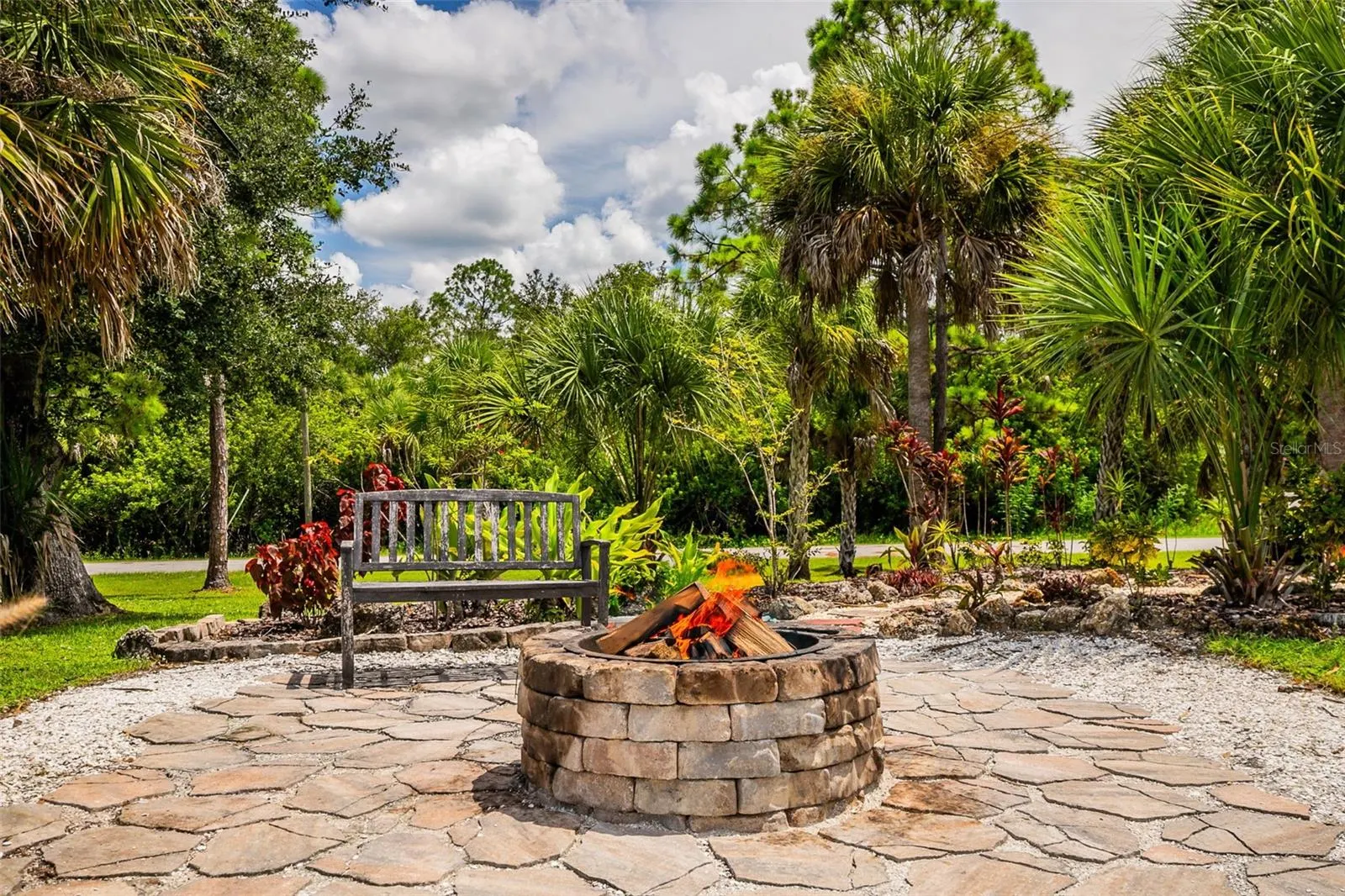 1282 CLEARVIEW DR