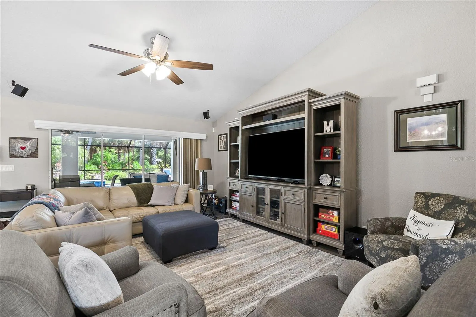 1282 CLEARVIEW DR