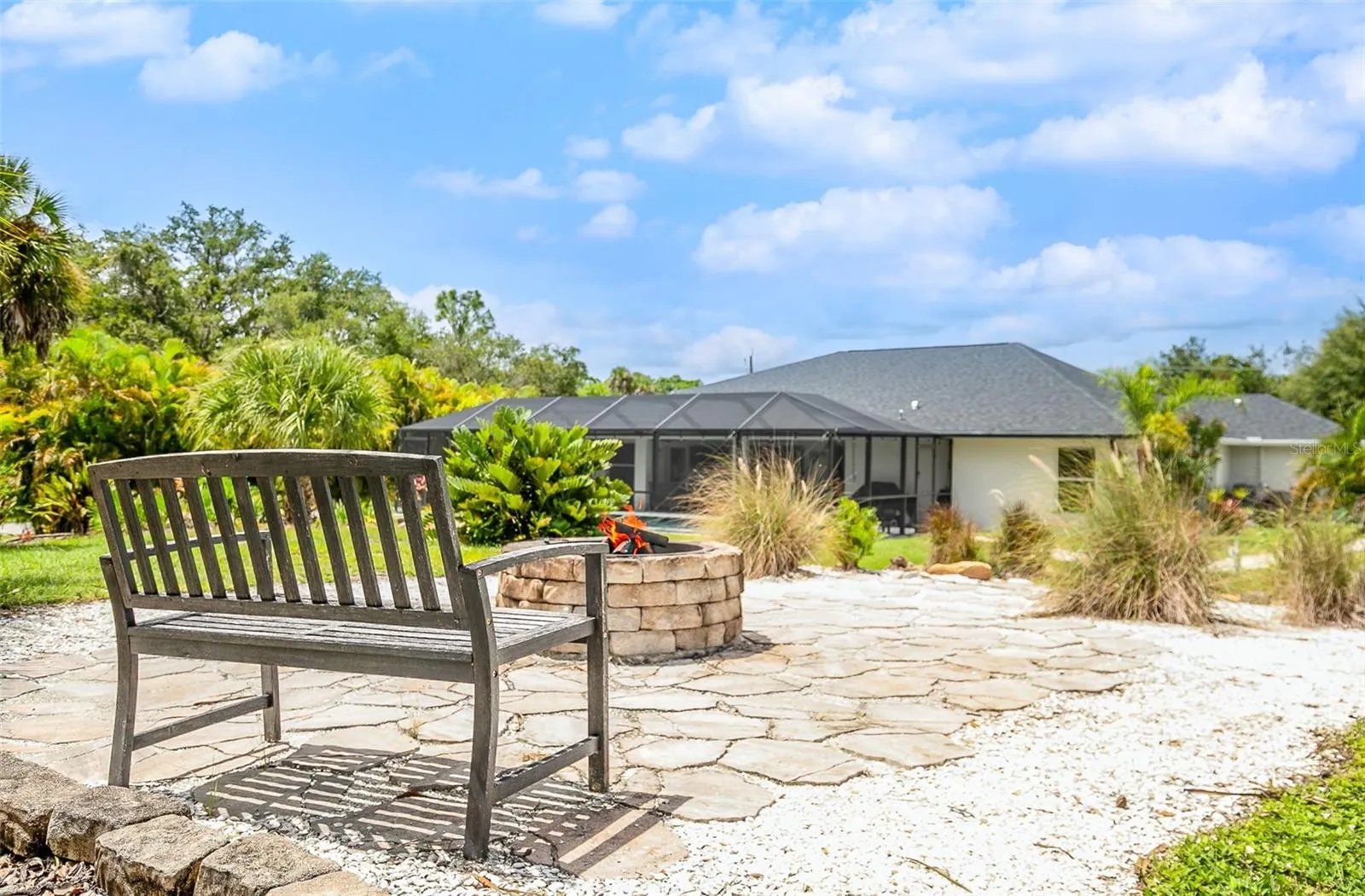 1282 CLEARVIEW DR