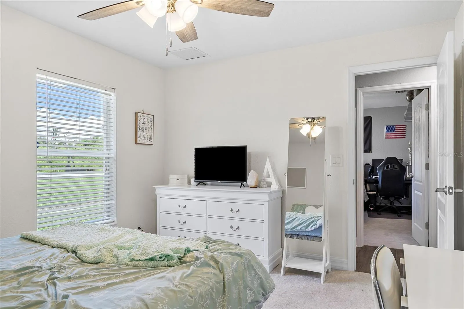 1282 CLEARVIEW DR