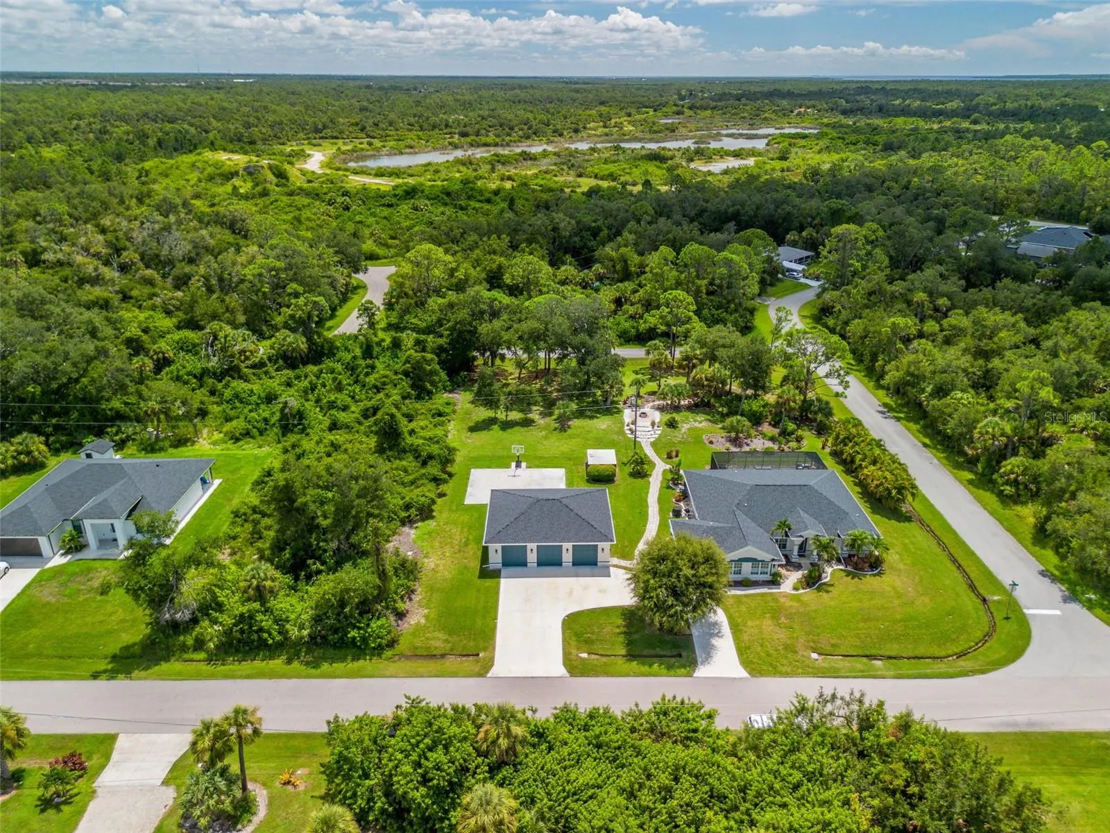 1282 CLEARVIEW DR