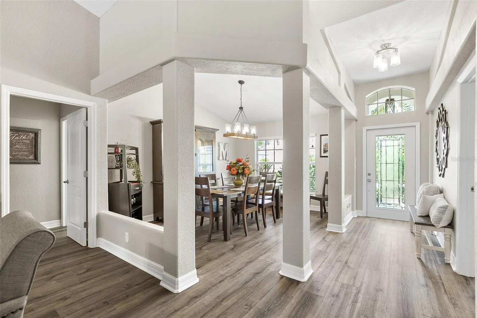 1282 CLEARVIEW DR