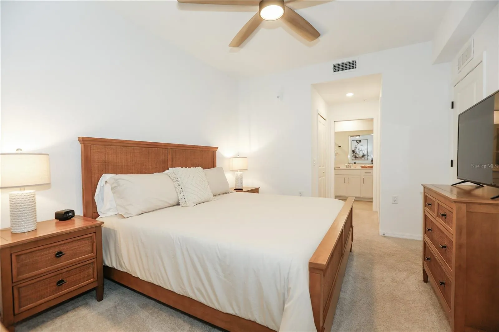 14141 HERITAGE LANDING BLVD #922, #922