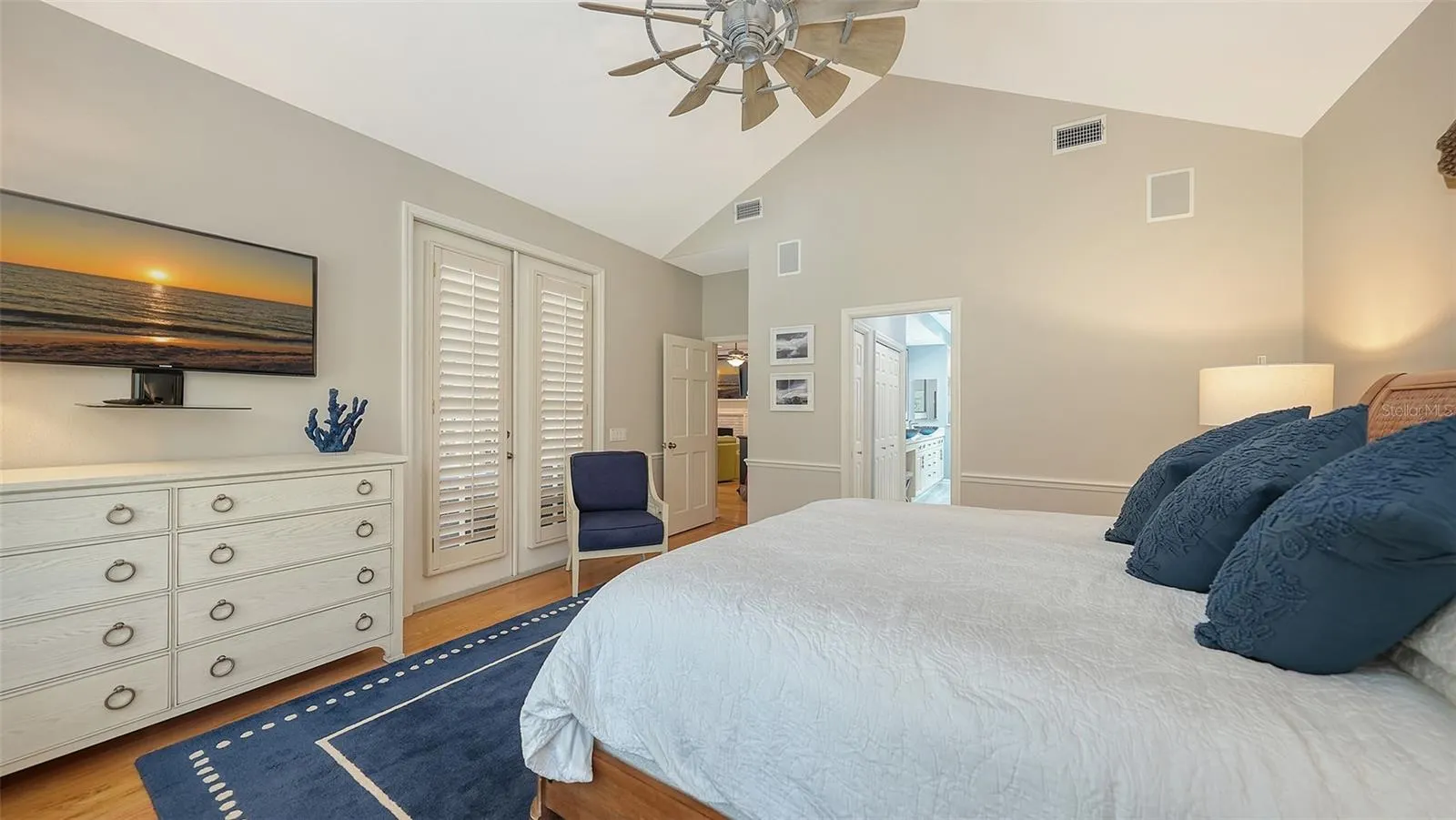 156 BISHOPSCOURT RD