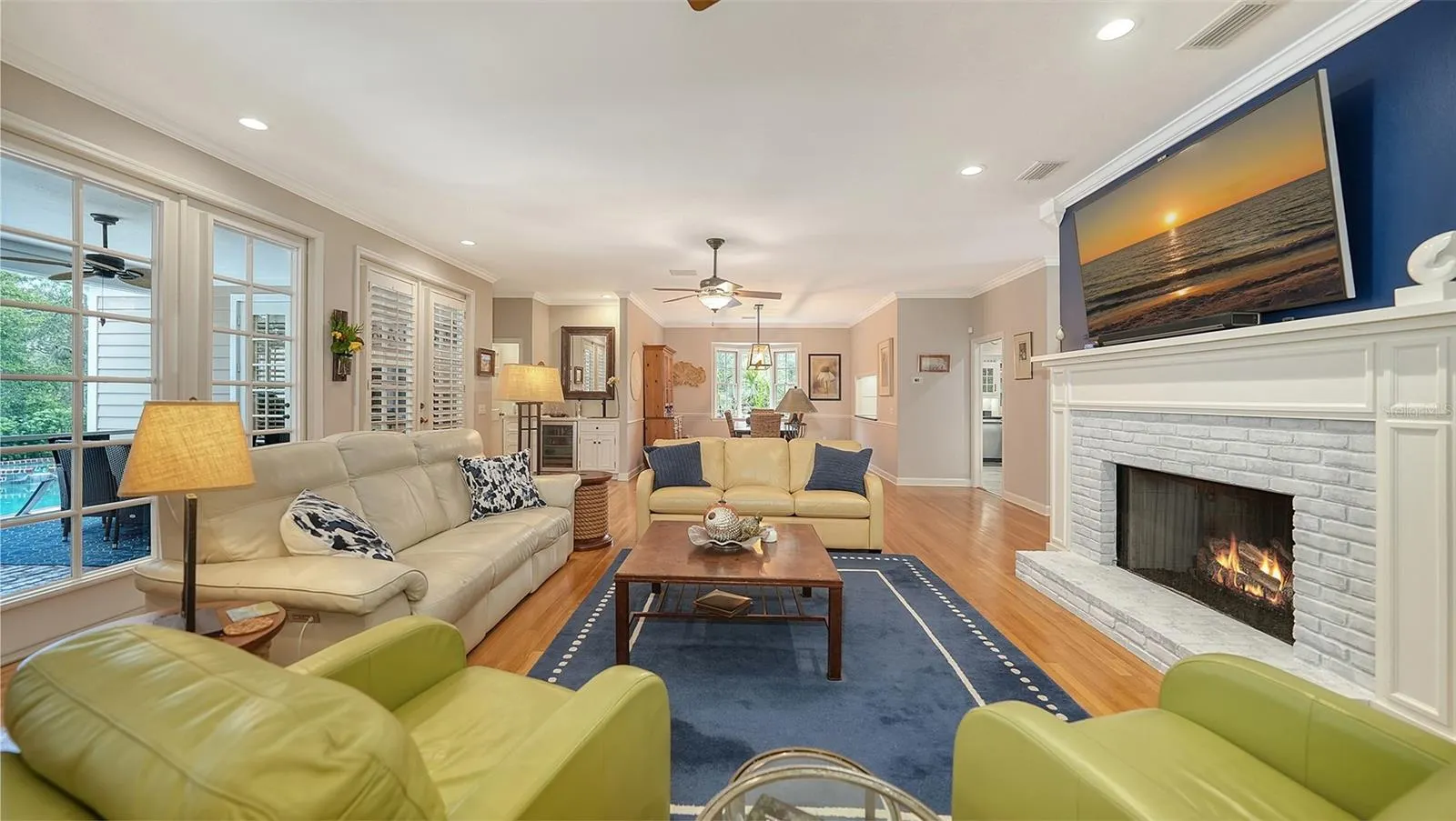 156 BISHOPSCOURT RD