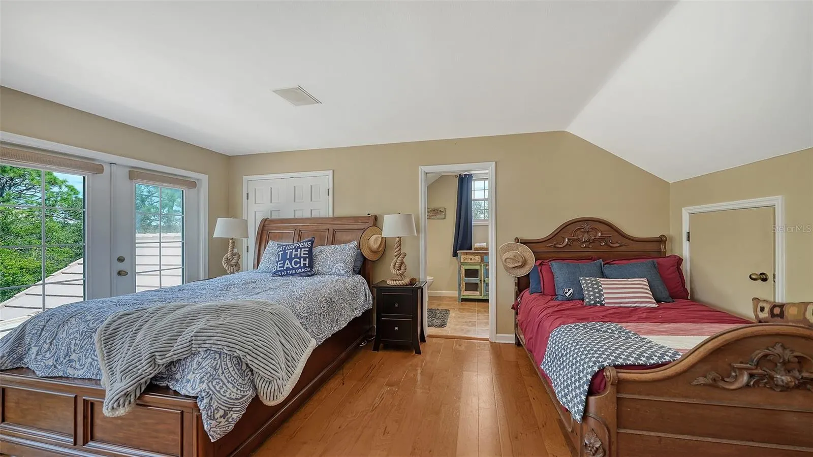 156 BISHOPSCOURT RD