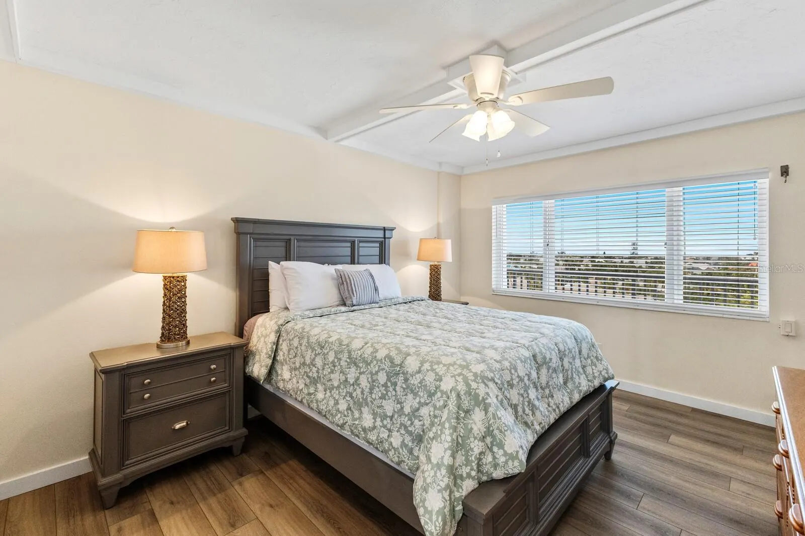 5300 GULF DR #508, #508