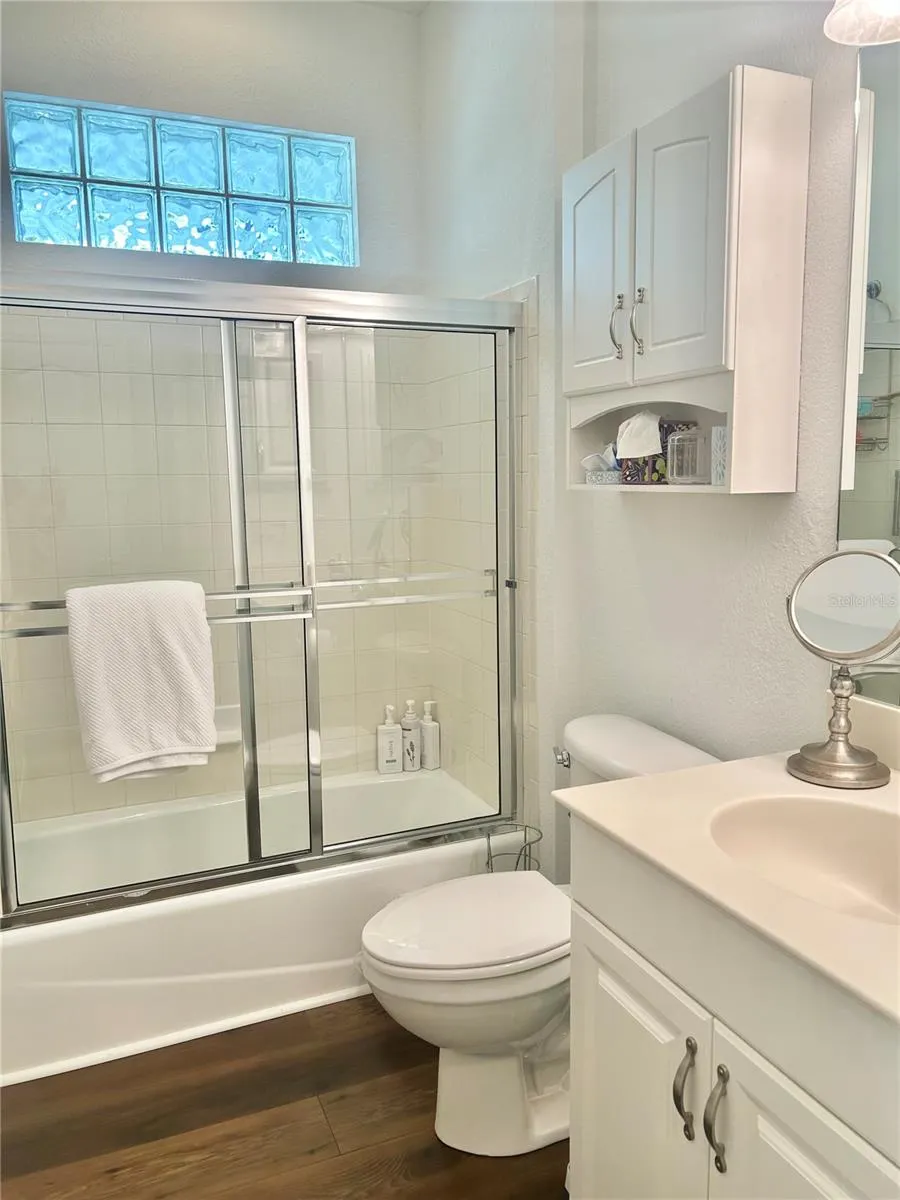 301 RECLINATA CIR