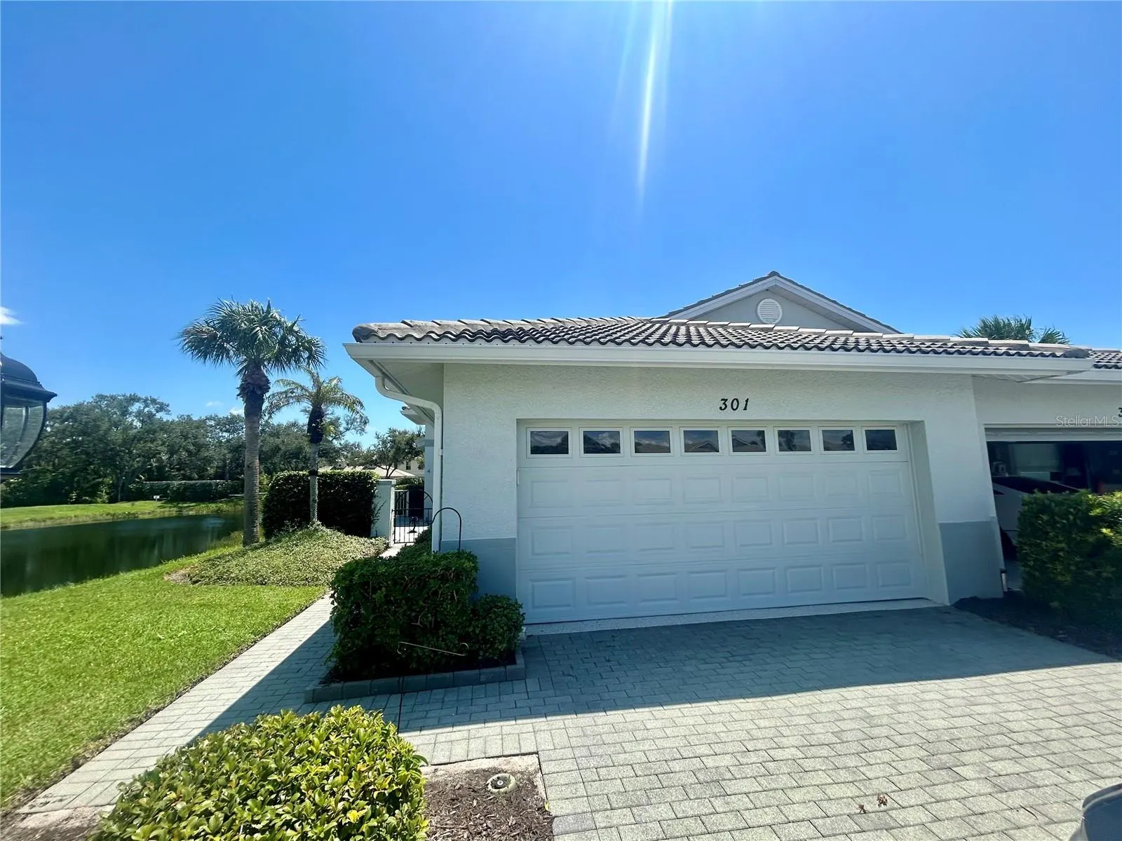 301 RECLINATA CIR