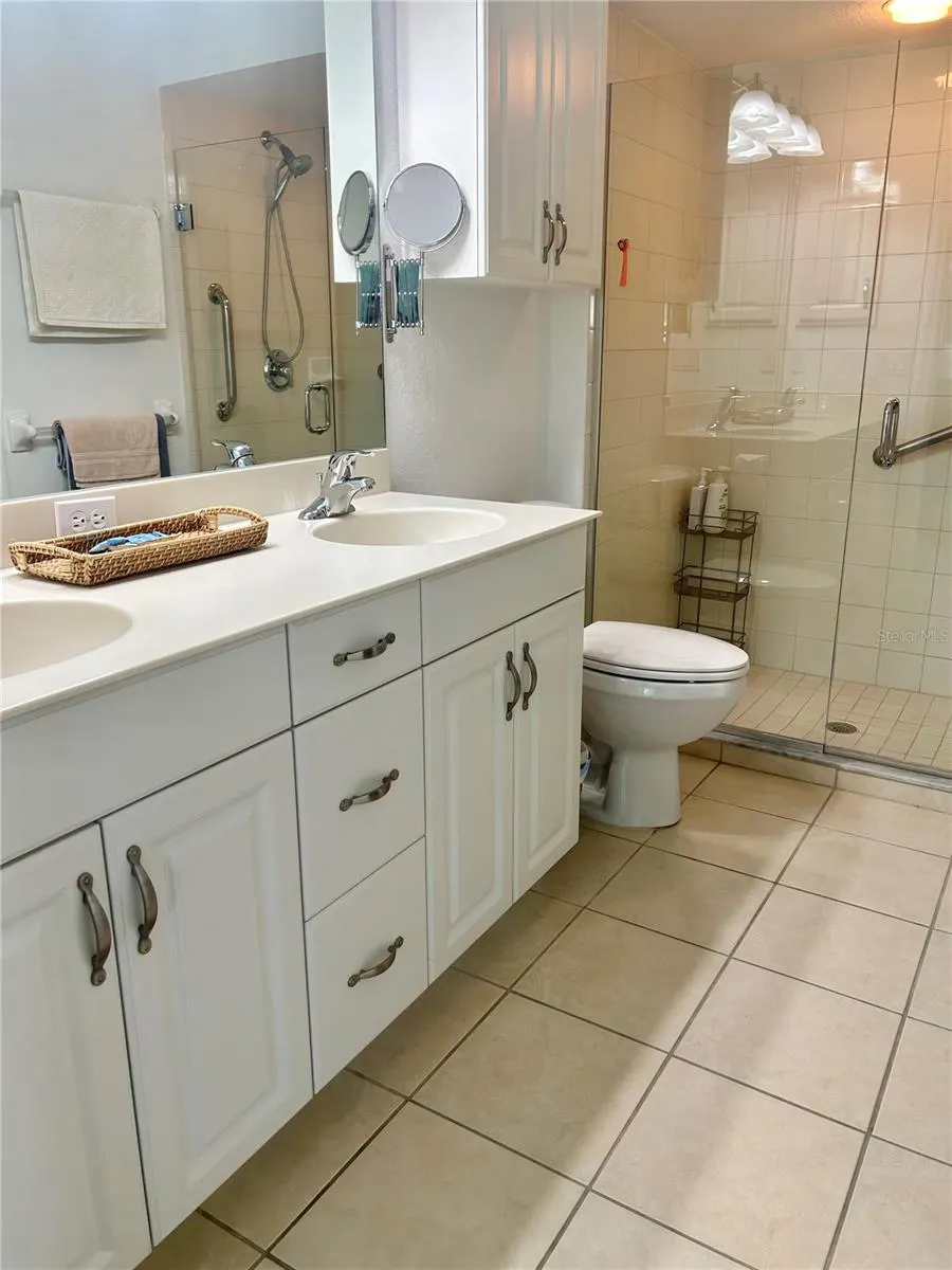 301 RECLINATA CIR