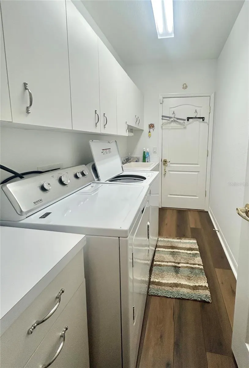 301 RECLINATA CIR