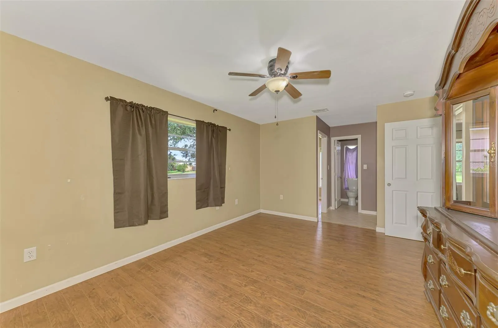 3716 DUNBAR RD