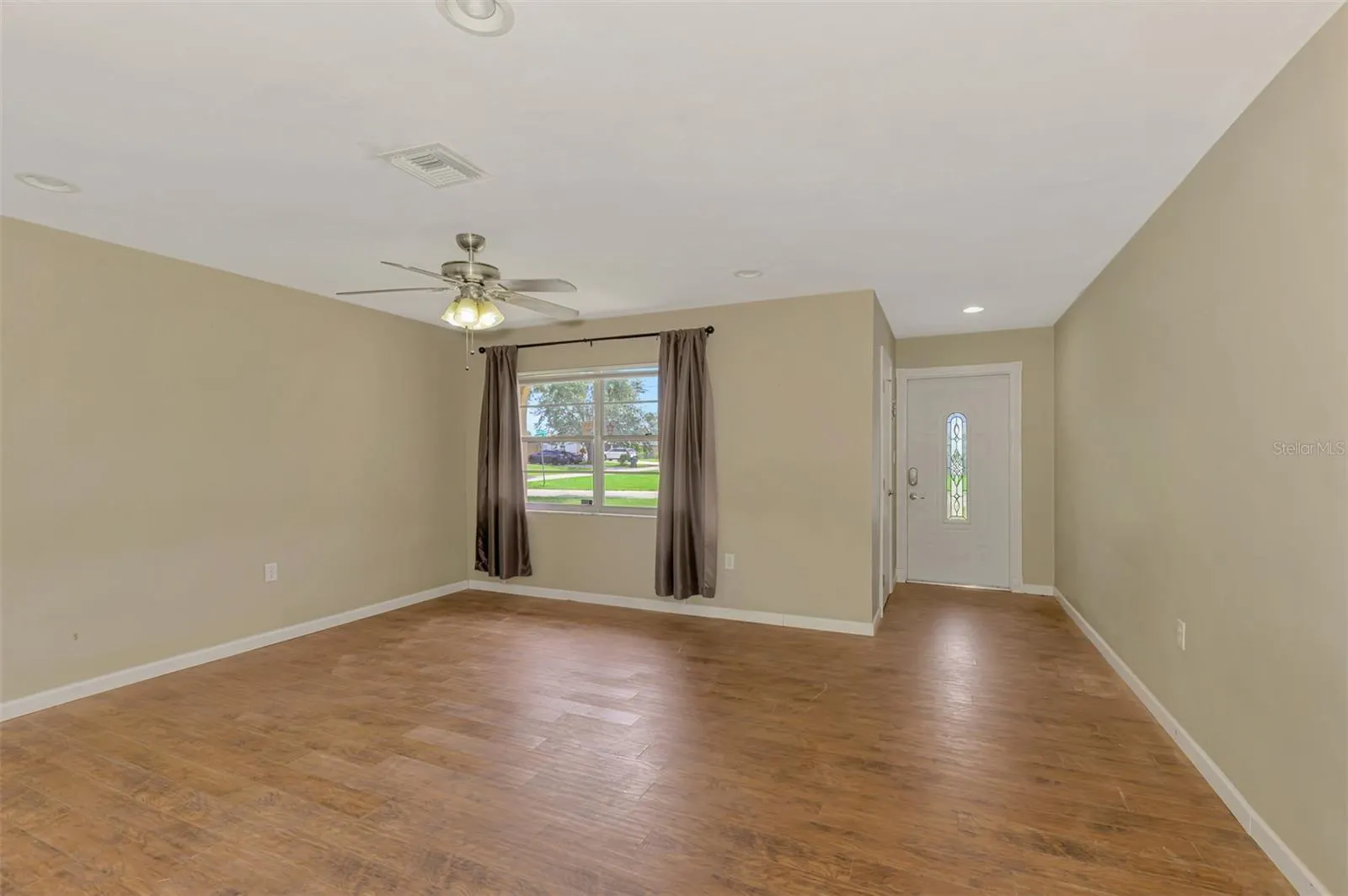 3716 DUNBAR RD