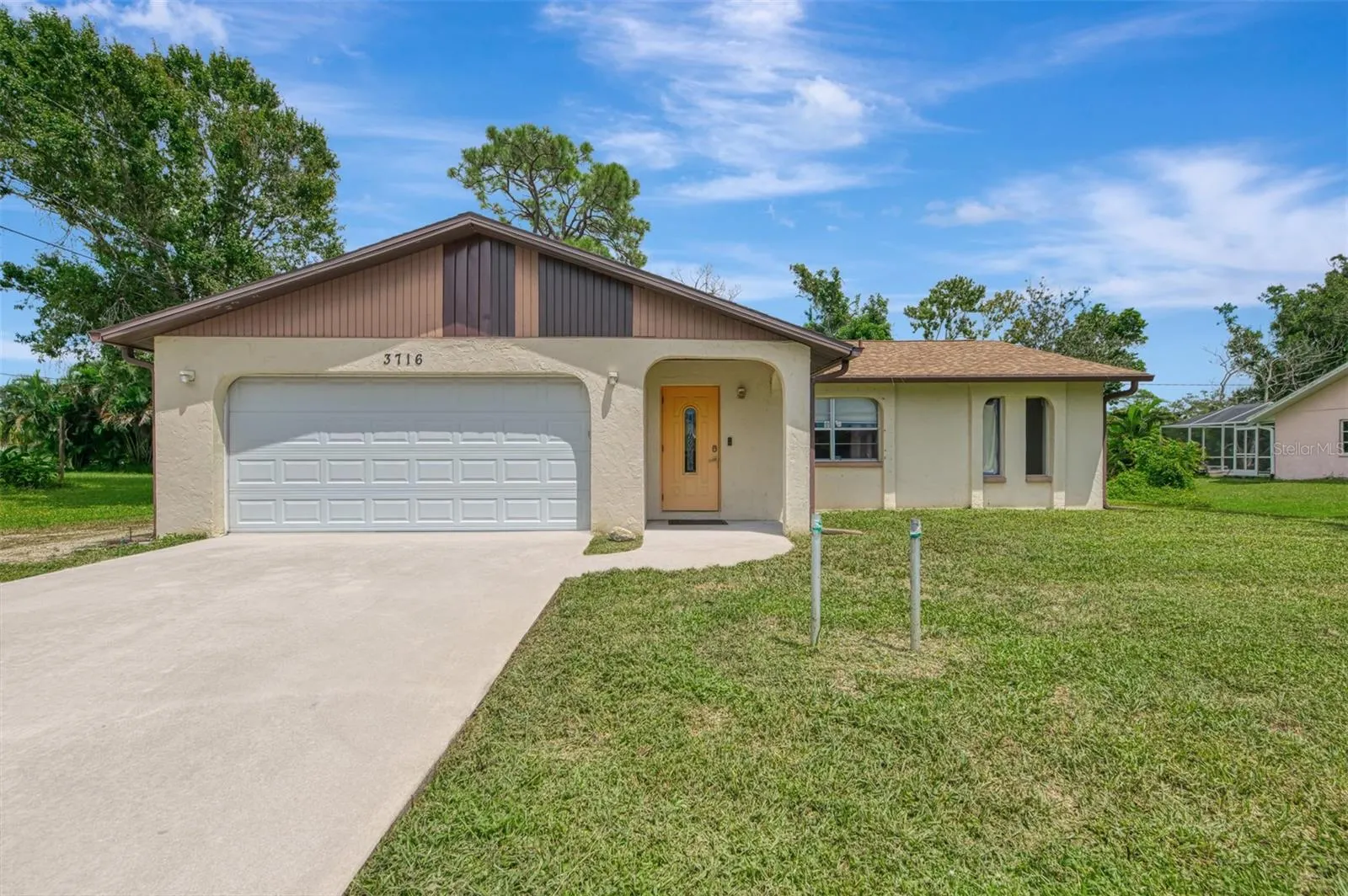 3716 DUNBAR RD