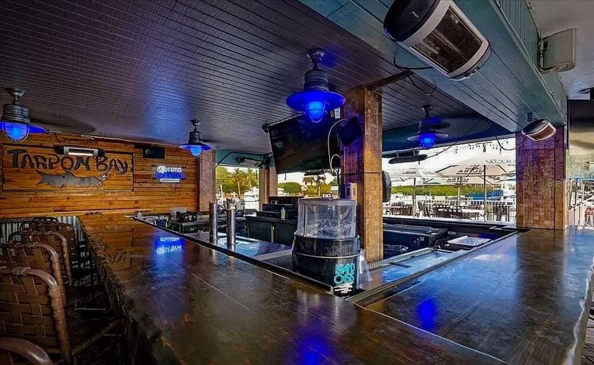 7150 N TAMIAMI TRL #S615, #S615