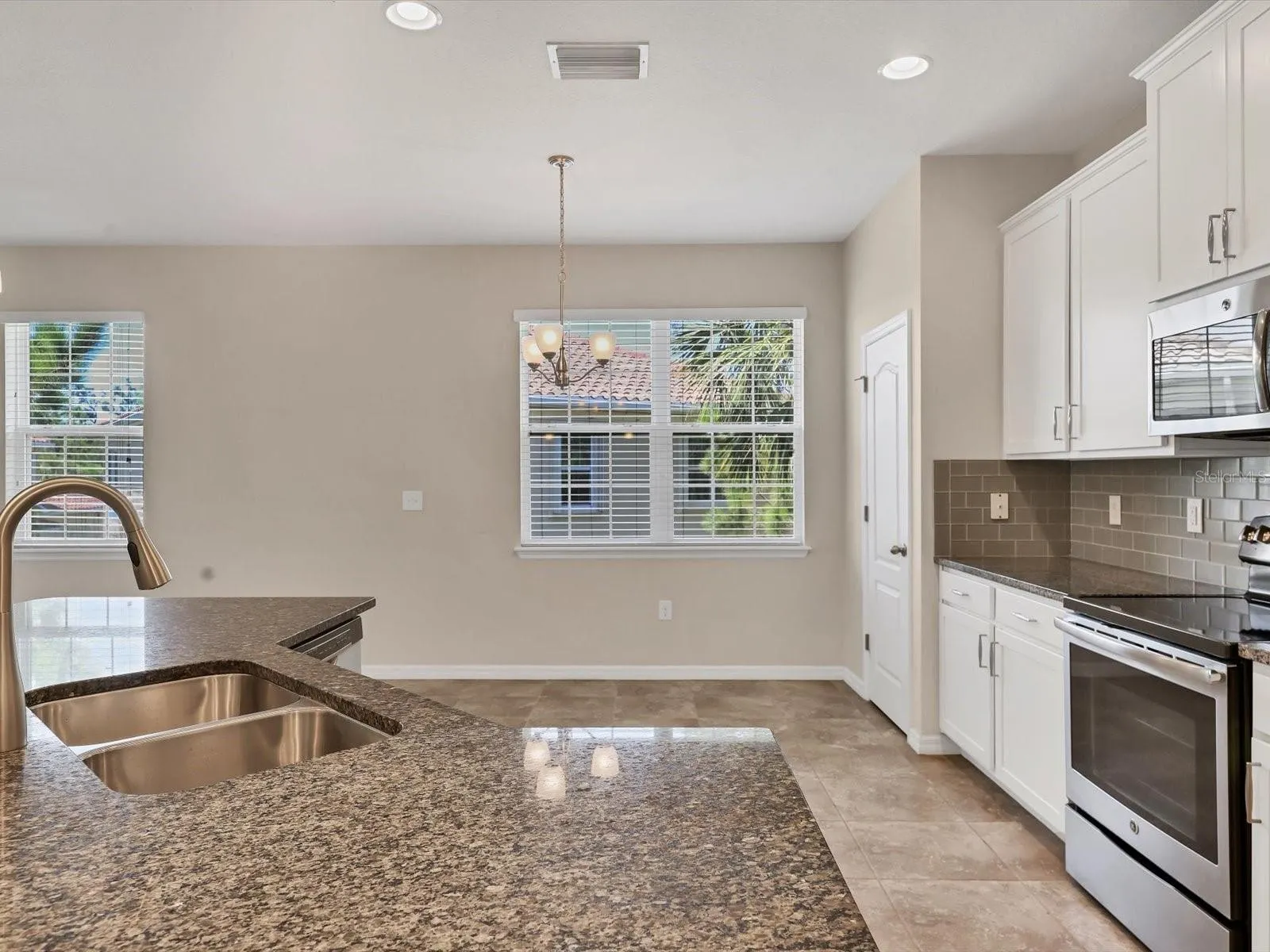 8219 ENCLAVE WAY #104, #104