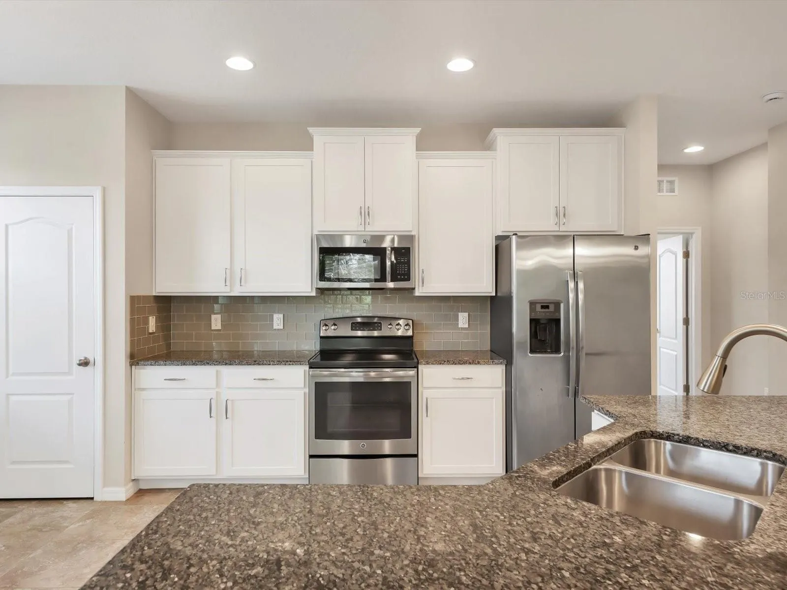 8219 ENCLAVE WAY #104, #104