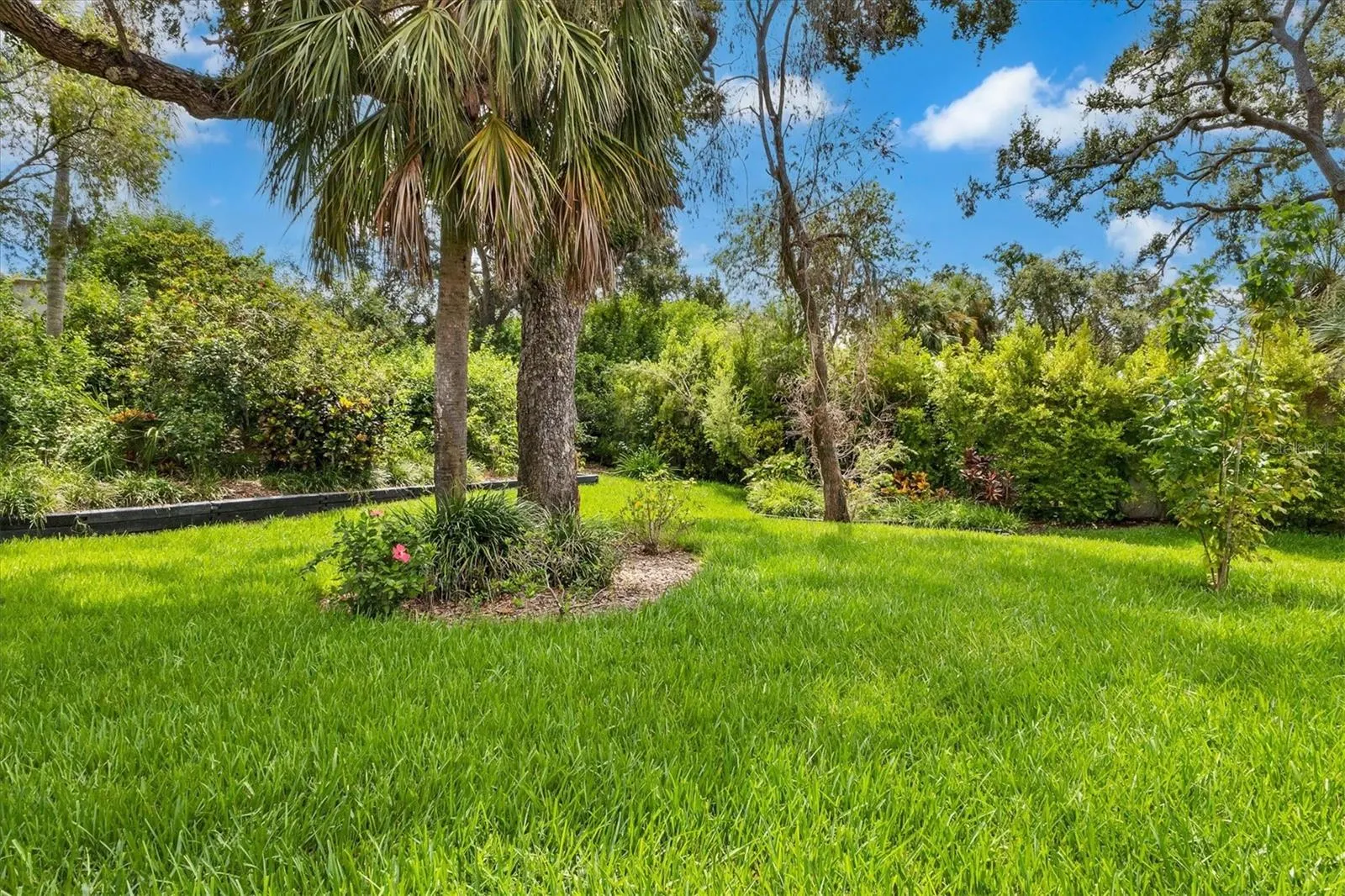 3946 WILSHIRE CIR E #168, #168
