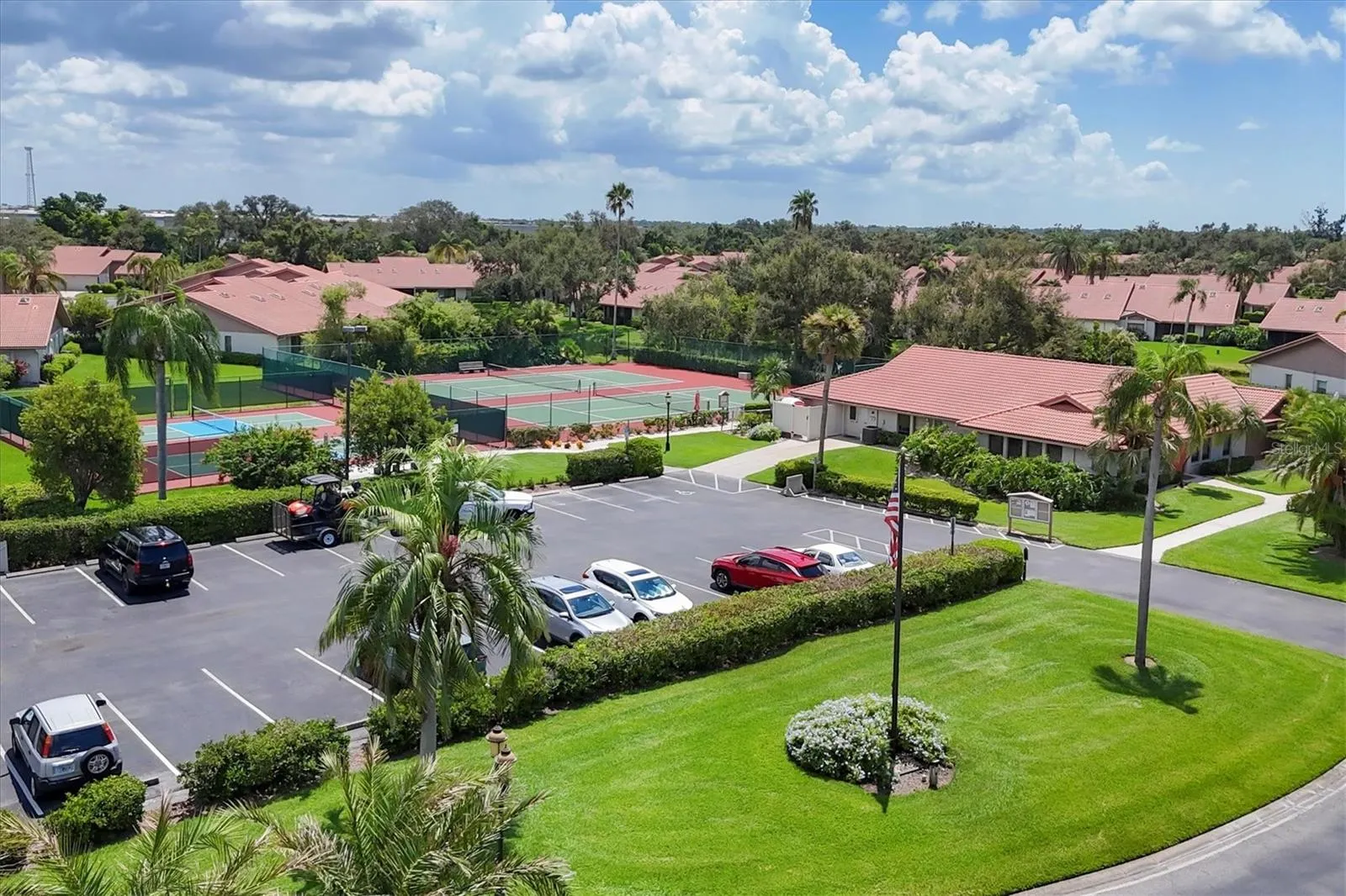 3946 WILSHIRE CIR E #168, #168