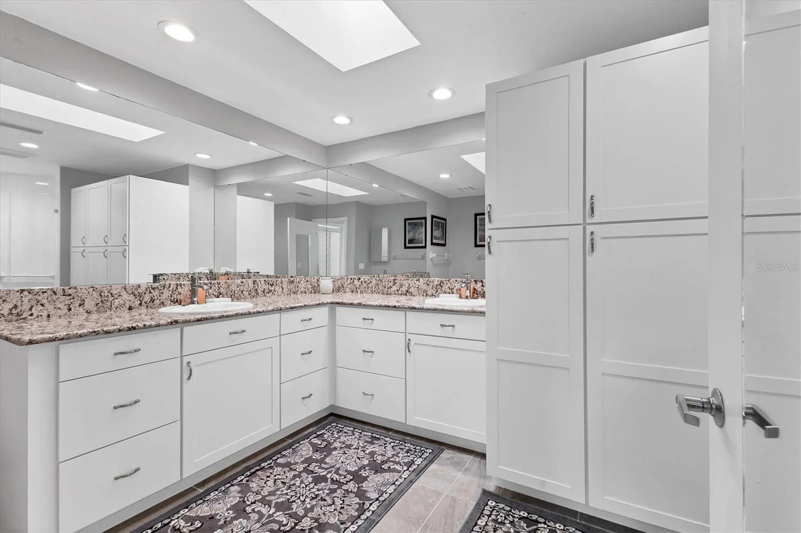 3946 WILSHIRE CIR E #168, #168