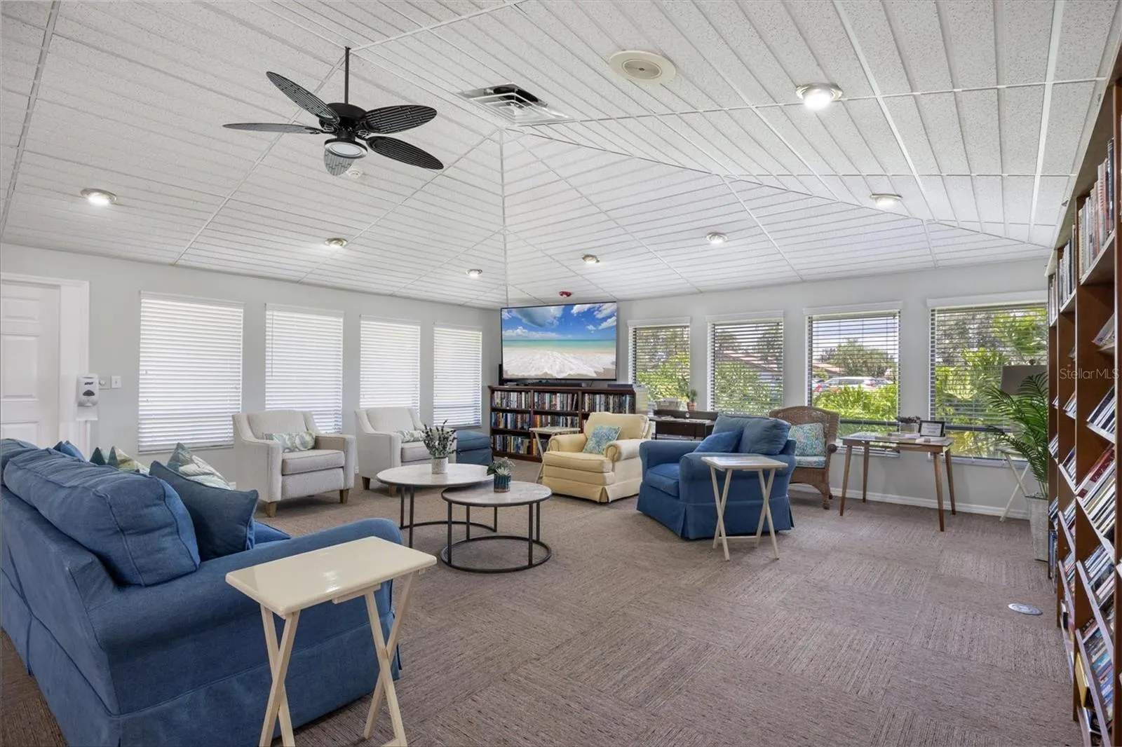3946 WILSHIRE CIR E #168, #168