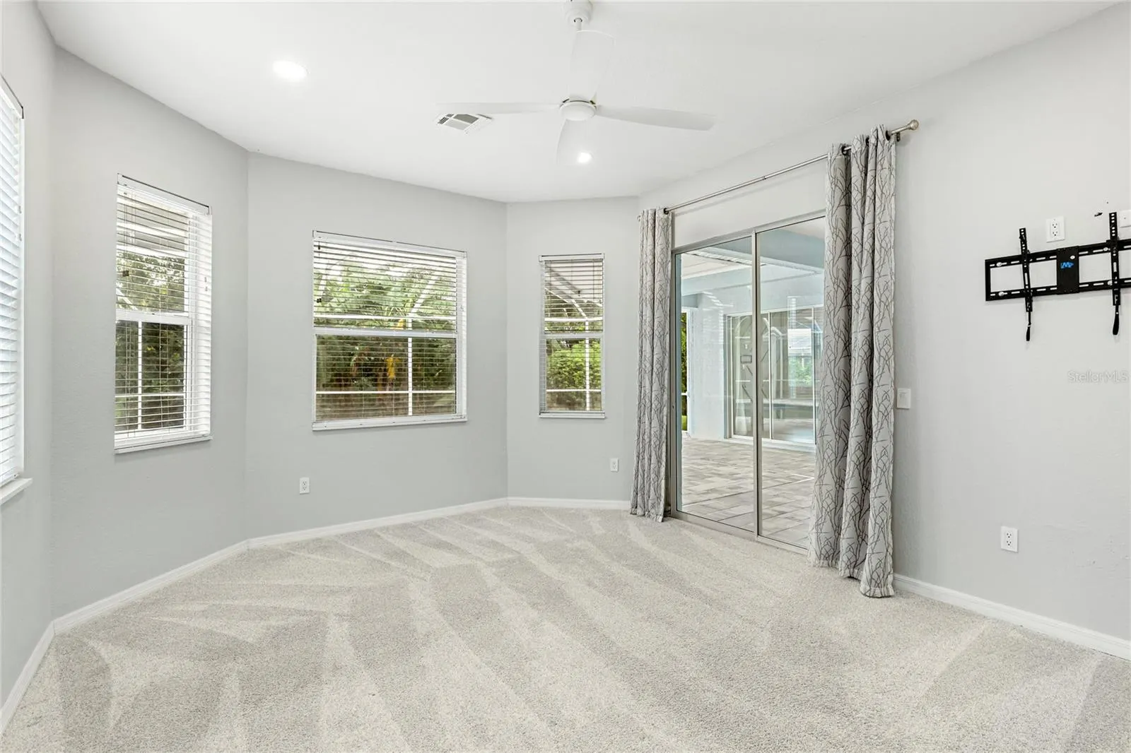 4454 HOLLYBROOK WAY