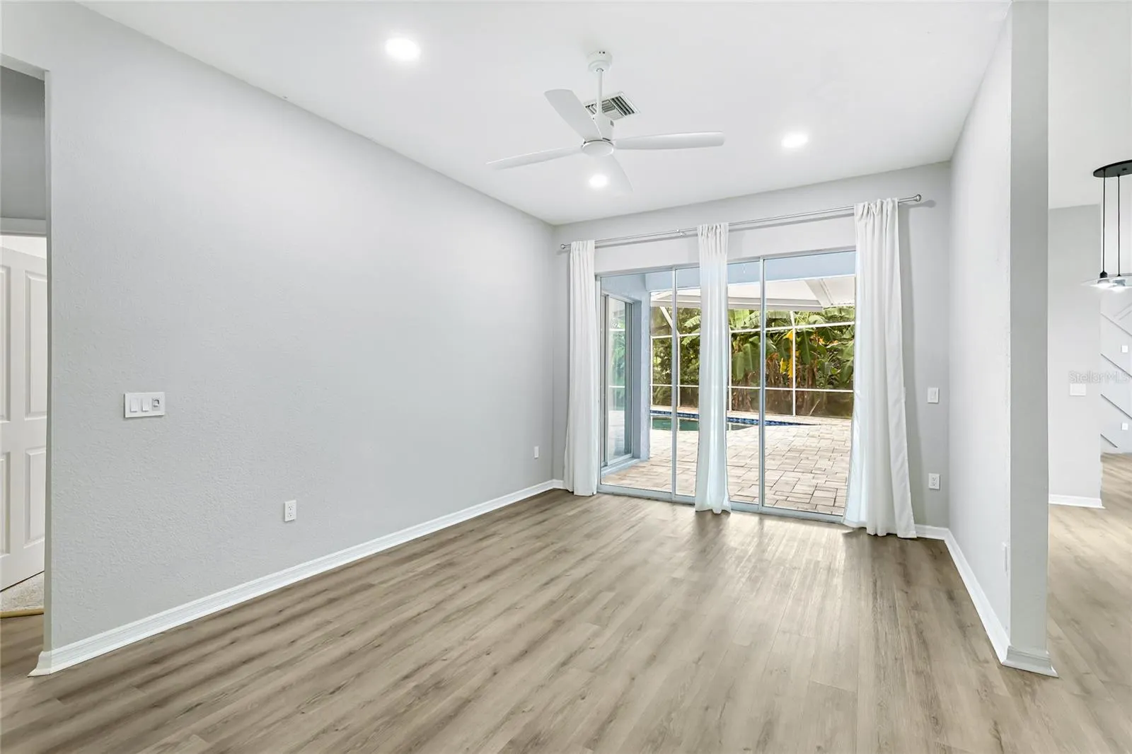 4454 HOLLYBROOK WAY