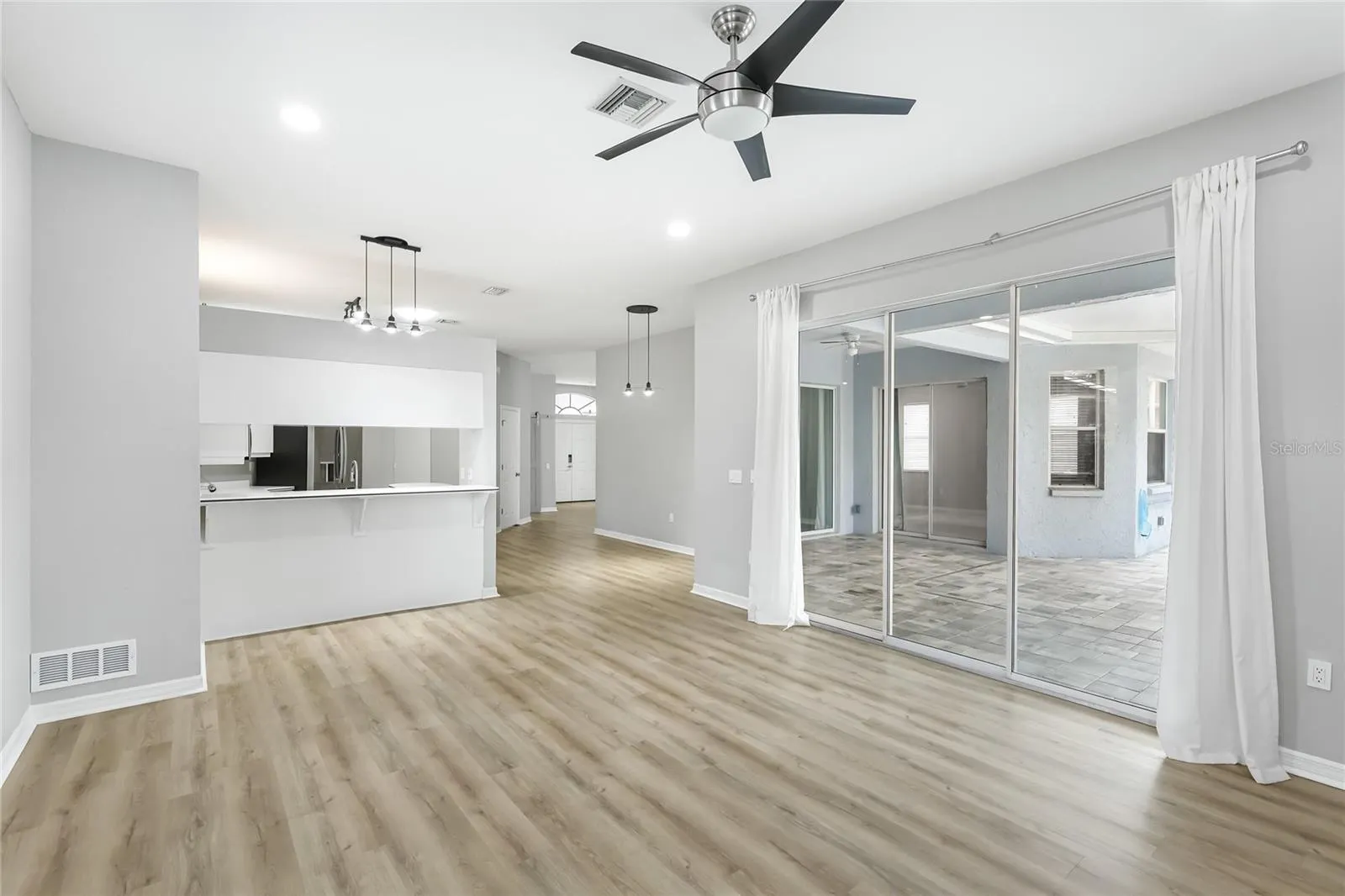 4454 HOLLYBROOK WAY