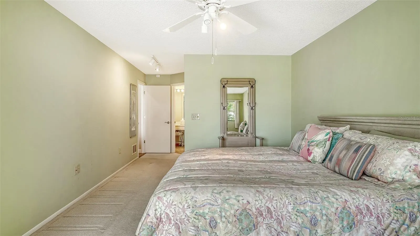 5366 CHRISTIE ANN PL #19, #19