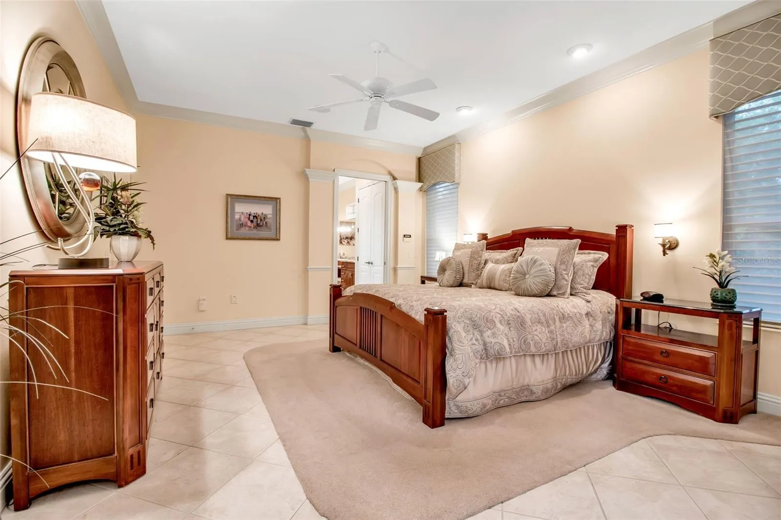 21 BAYHEAD LN