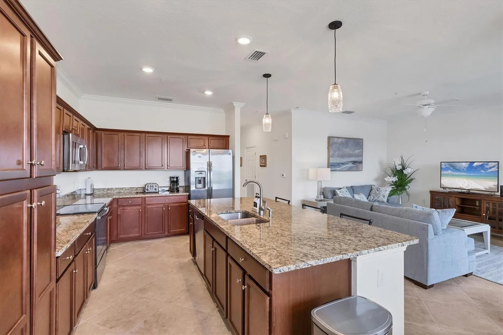 16904 VARDON TER #401, #401