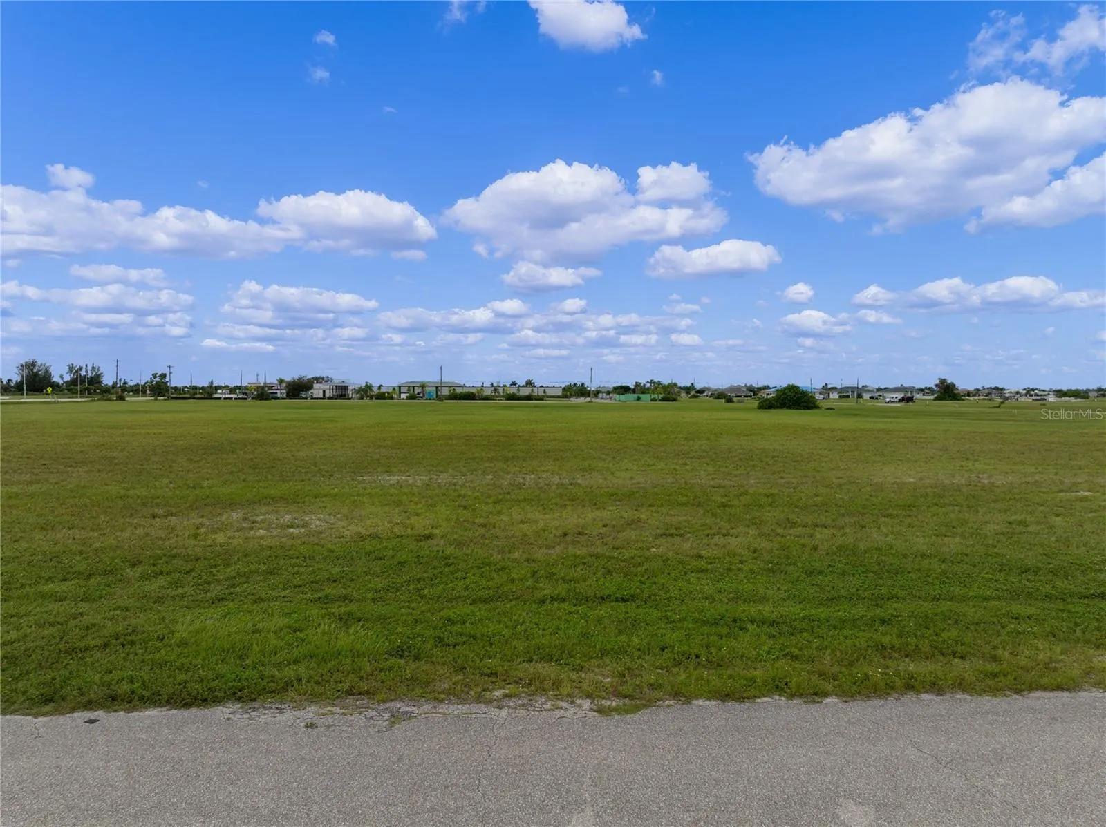 3216 NW 9TH ST