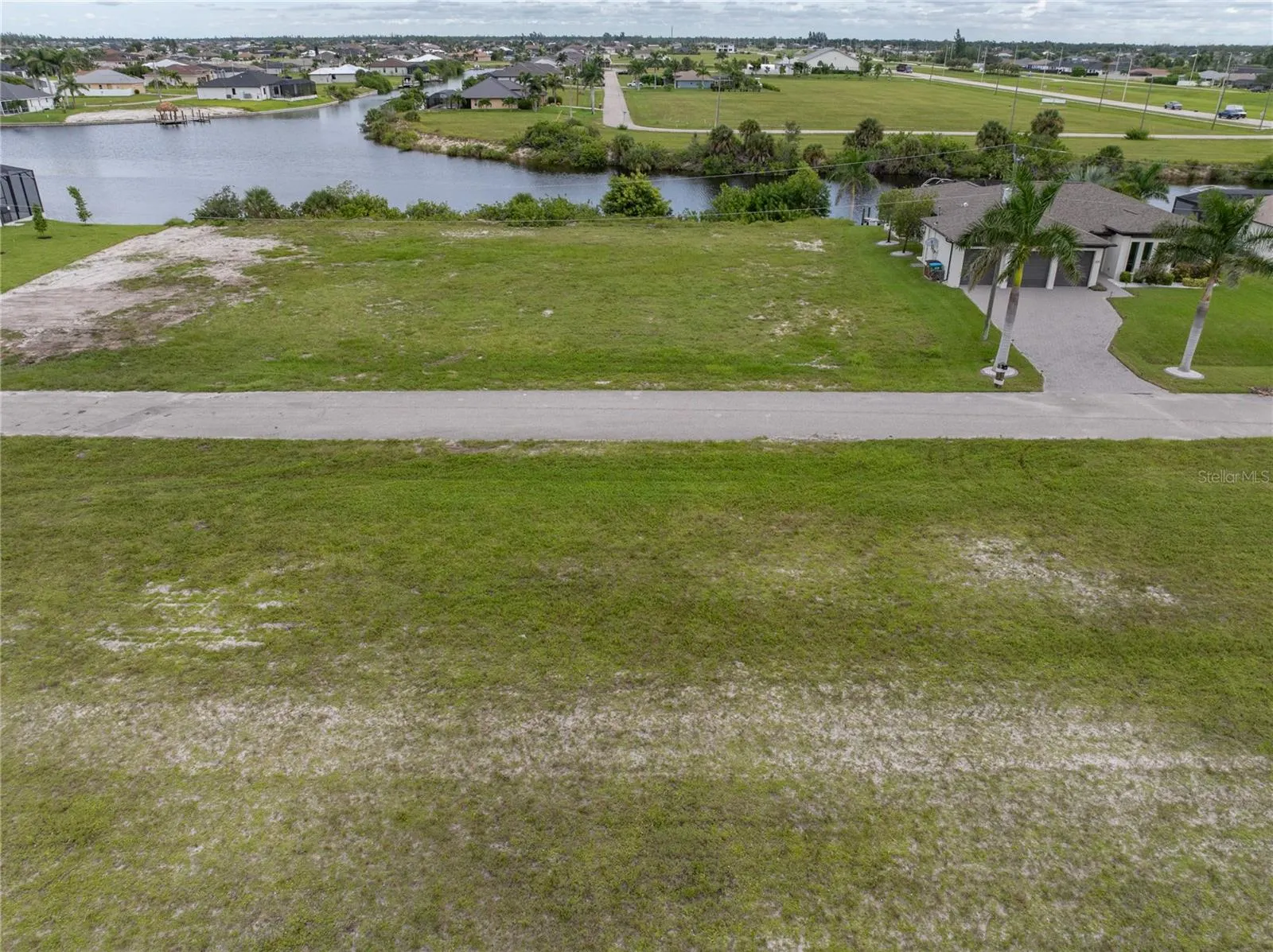 3216 NW 9TH ST