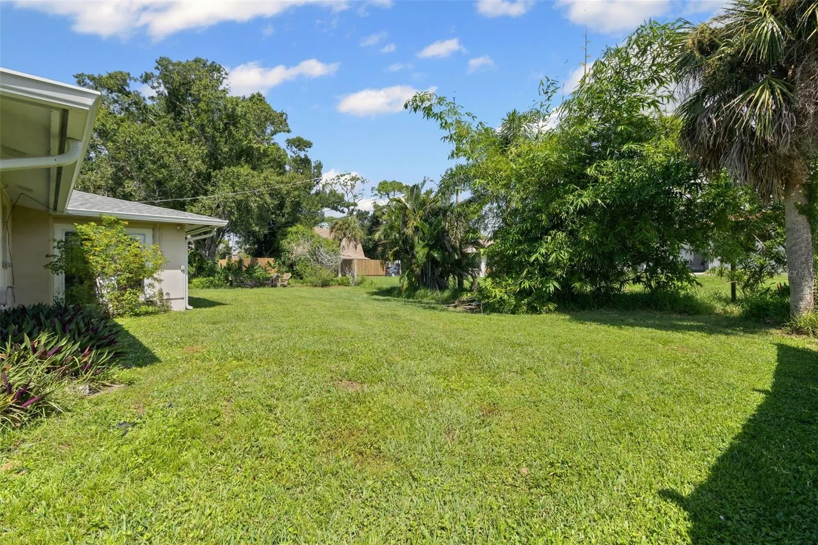 80 LOYOLA RD