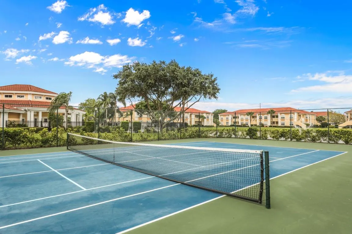 1195 VILLAGIO CIR #104, #104