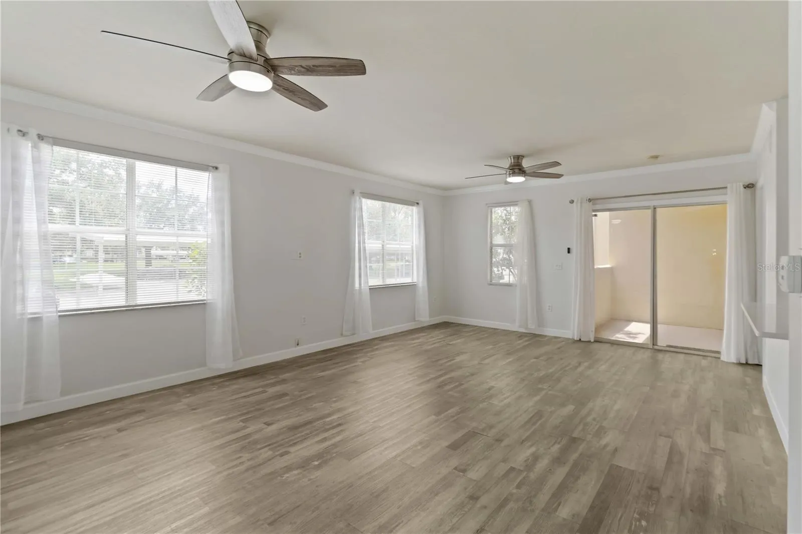 1195 VILLAGIO CIR #104, #104