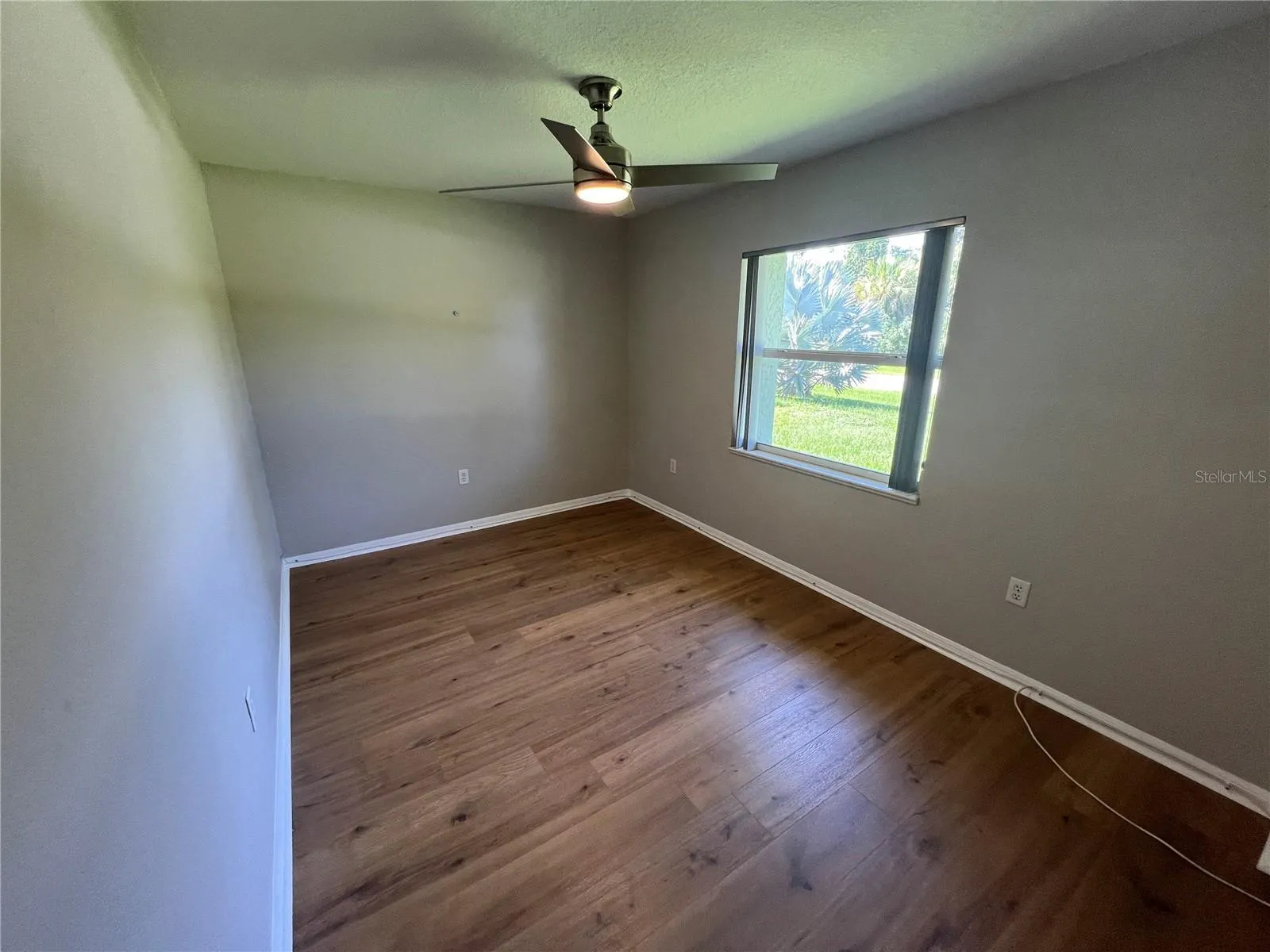 2426 SEAGULL LN